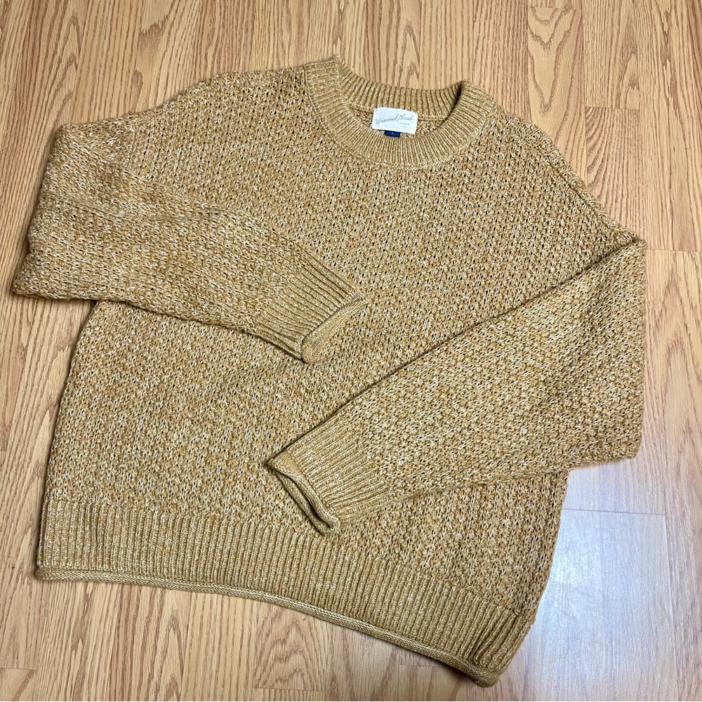 Universal Thread Women's Tan Knit Sweater